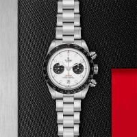 Black Bay Chrono