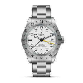         TUDOR Black Bay PRO M79470-0004