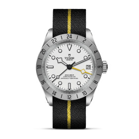         TUDOR Black Bay PRO M79470-0005