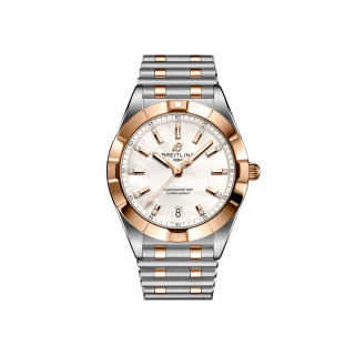 Breitling Chronomat 32, Ref: U77310101A2U1