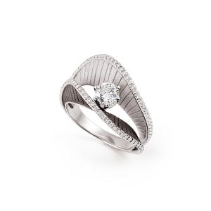 Regina Couture Ring