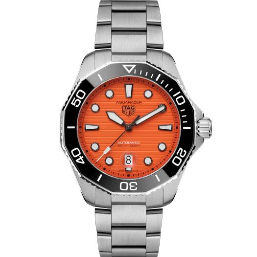 TAG Heuer - Aquaracer Professional 300 orange diver