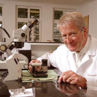 Juwelier Jasper Uhrenpflege Reparatur 2000x2000px