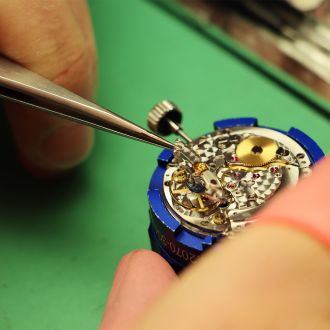 JuwelierJasper-ÜberUns-Uhrmacher-1080x1080px