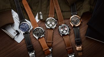 Slider Breitling Classic Avi Chronograph 42