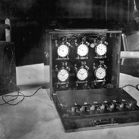 1932 1932