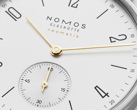 Nomos-doré-01 Nomos-doré-01