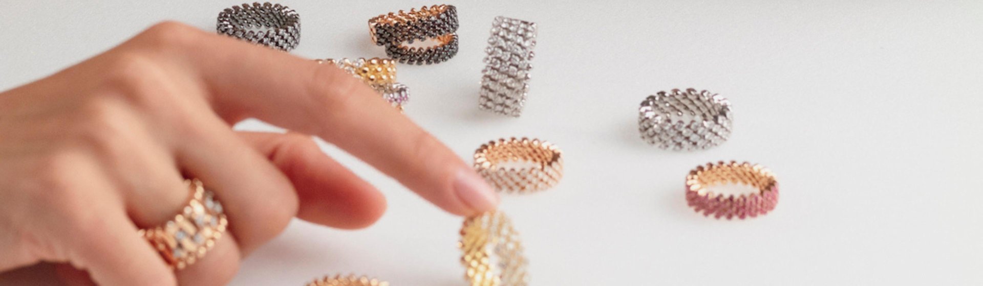 JuwelierJasper-Schmuck-SerafinoConsoli-3840x1120