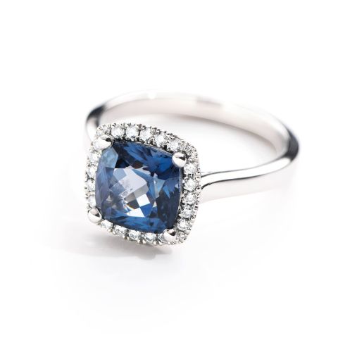 JuwelierJasper-ÜberUns-Goldschmiede-Ring-1280x1280px